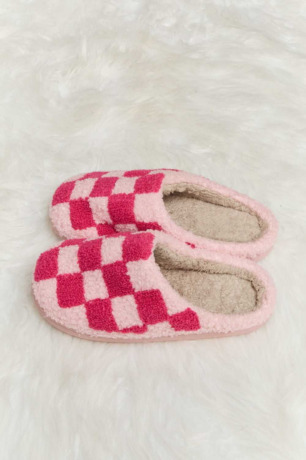 Melody Checkered Slippers in Hot Pink