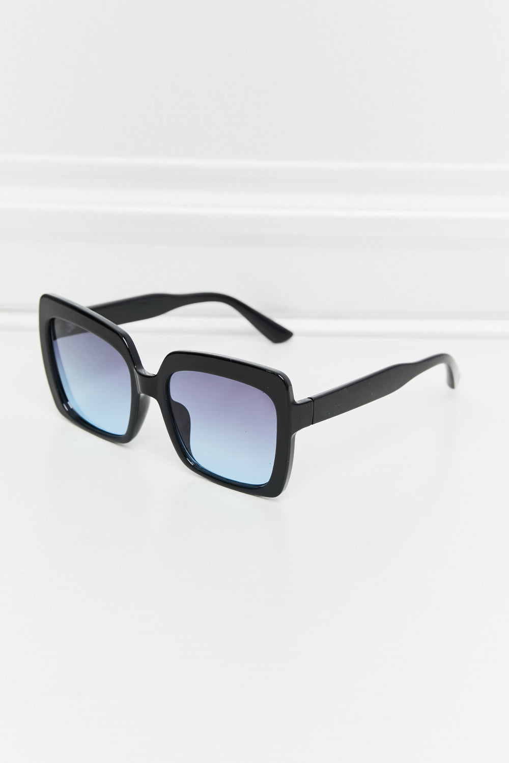 Kori Square Full Rim Sunglasses