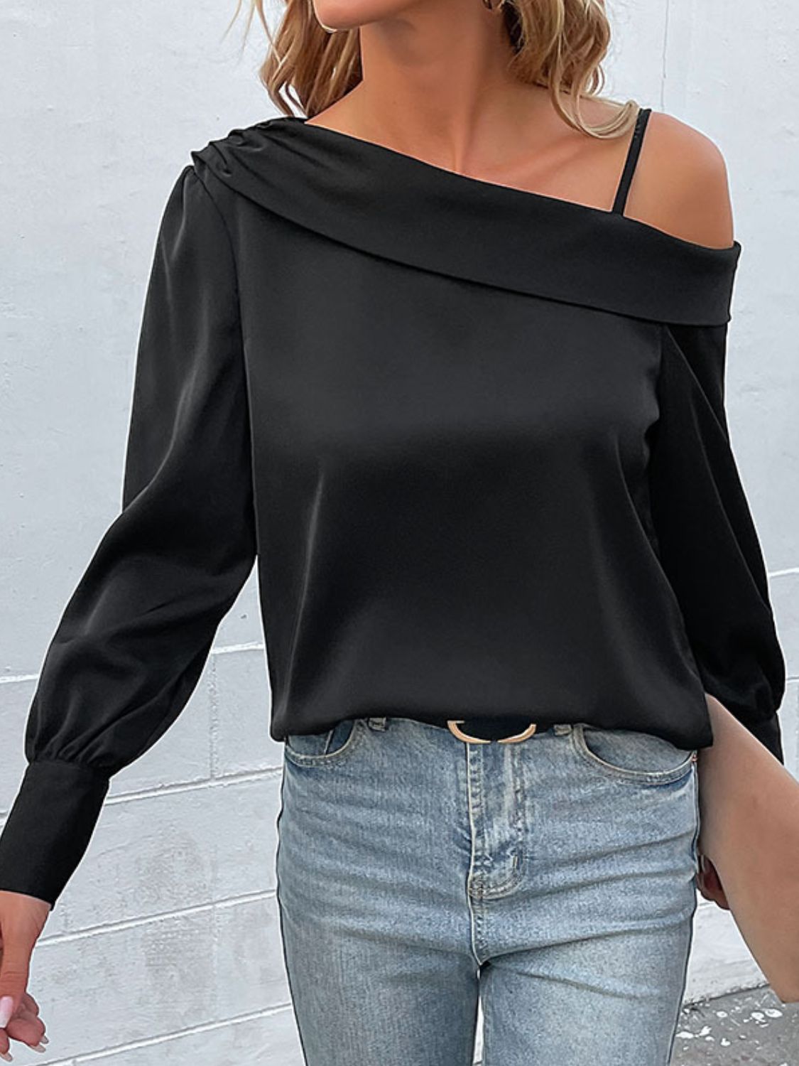 Eva Cold-Shoulder Long Sleeve Top