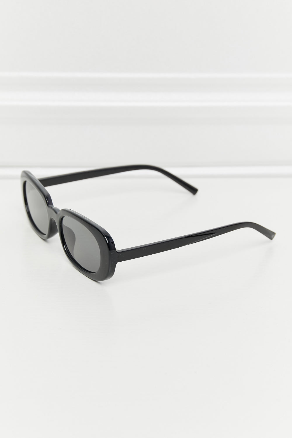 Jayda Oval Sunglasses