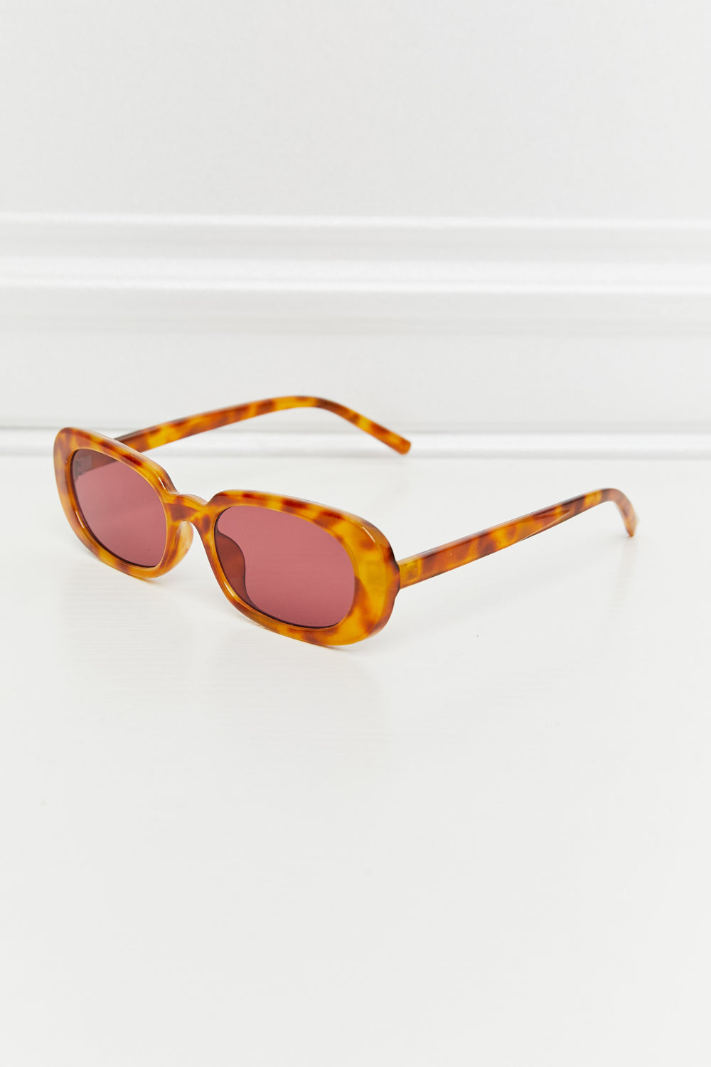 Jayda Oval Sunglasses